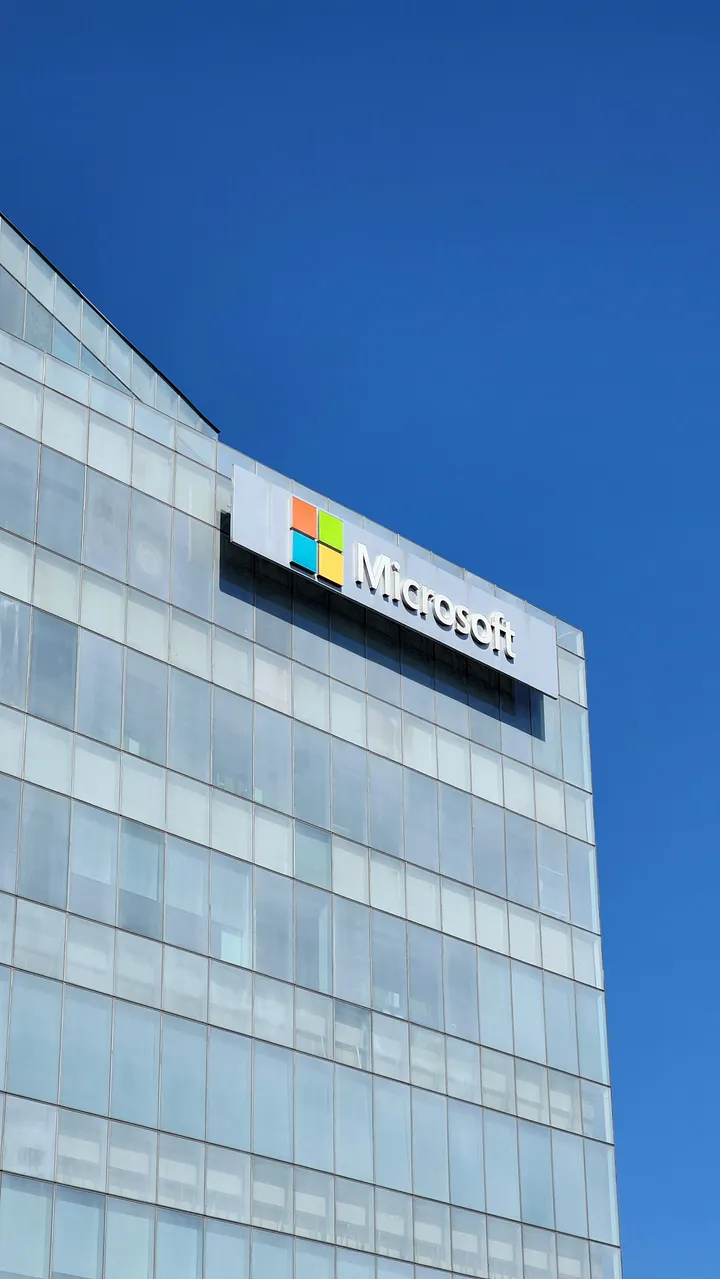 Examining the US Government’s Complex Relationship with Microsoft